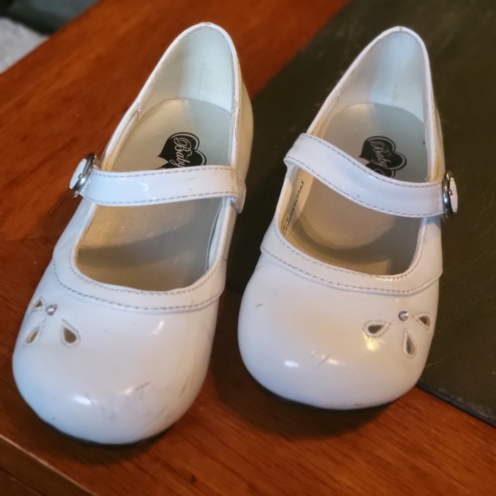 White mary jane flats